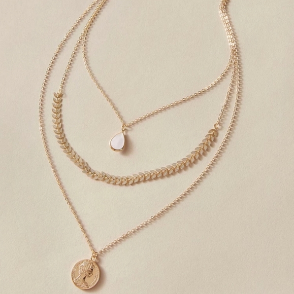 *Malia* Coin and Teardrop Necklace - Picture 4 of 4